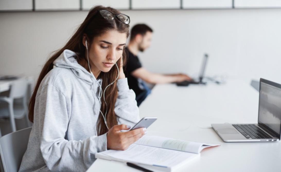 Moderne digitale Lernumgebung mit innovativen Bildungstools